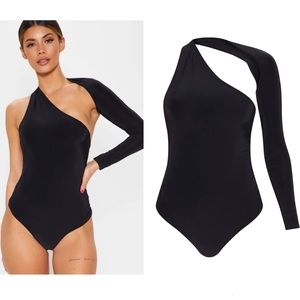 Black One Shoulder Asymmetric Bodysuit